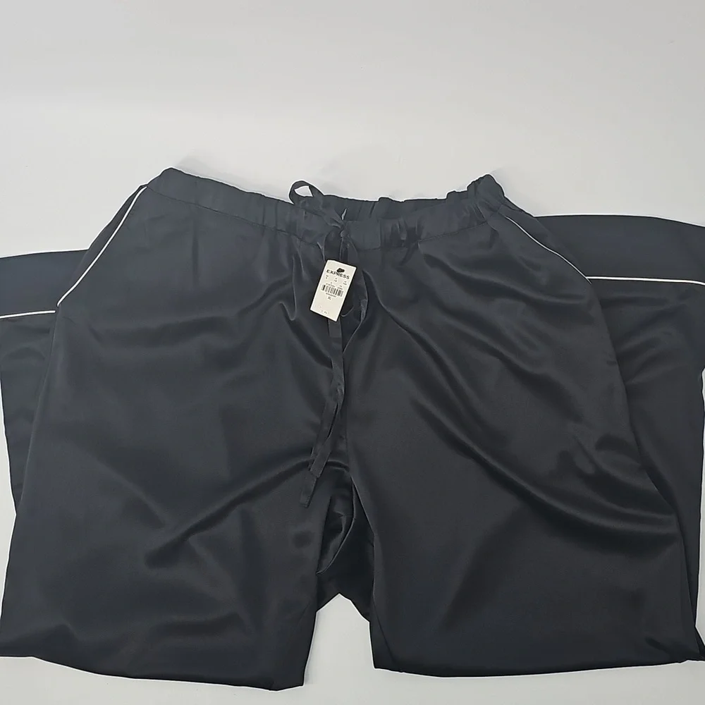Express Satiny Loungewear Pajama‎ Pants w Drawstring Waist Front Pockets Black